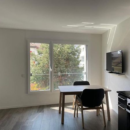 Apartamento Proche Lausanne: Studio Bien Equipe Prilly Exterior foto