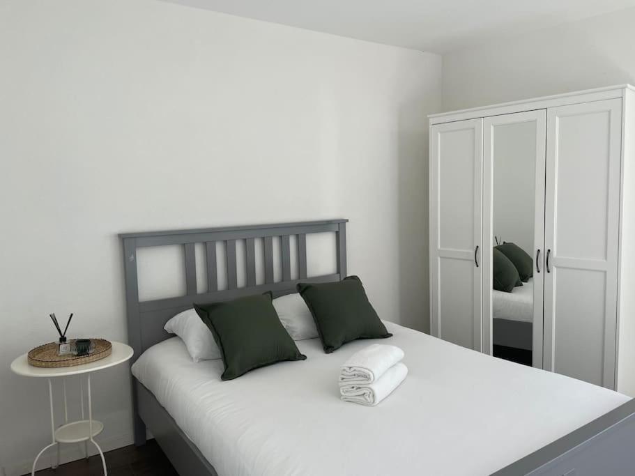 Apartamento Proche Lausanne: Studio Bien Equipe Prilly Exterior foto